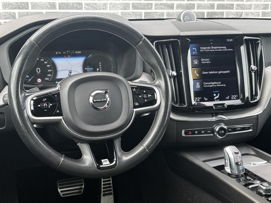 Volvo XC60 2.0 T8 Twin Engine AWD R-Design | Plug-in Hybrid, 12 maanden, Gebruikt, Euro 6, 4 cilinders