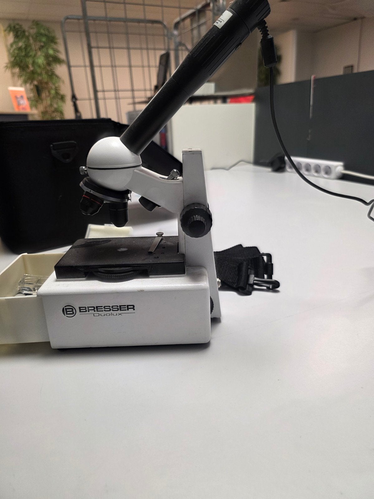 Bresser Duolux Microscoop met Digitale Camera, Audio, Tv en Foto, Optische apparatuur | Microscopen, Ophalen of Verzenden, Gebruikt