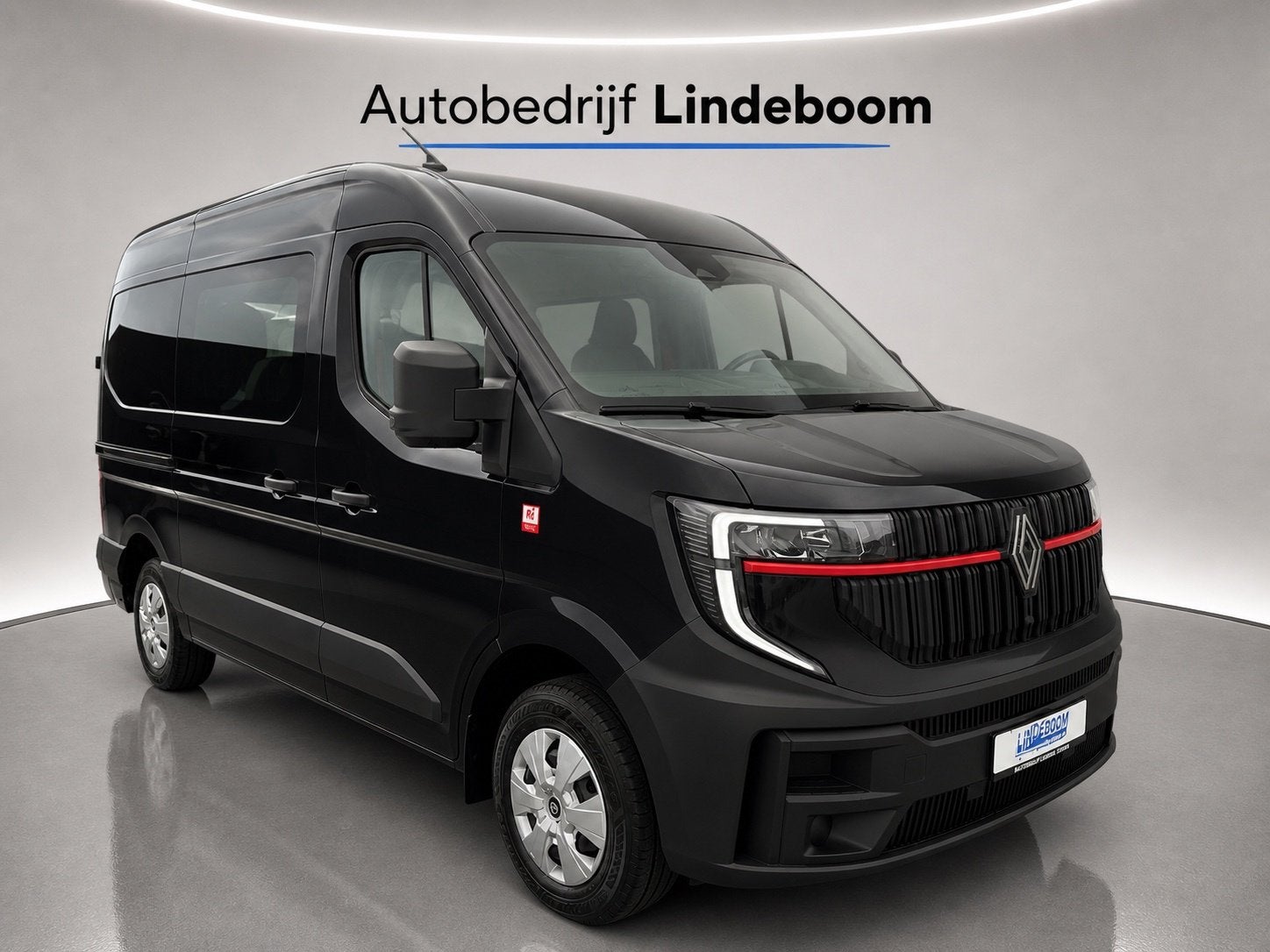 Renault MASTER Luxe Rolstoelbus Nieuw! L2H2, 4 cilinders, 150 pk, Renault, Leder en Stof