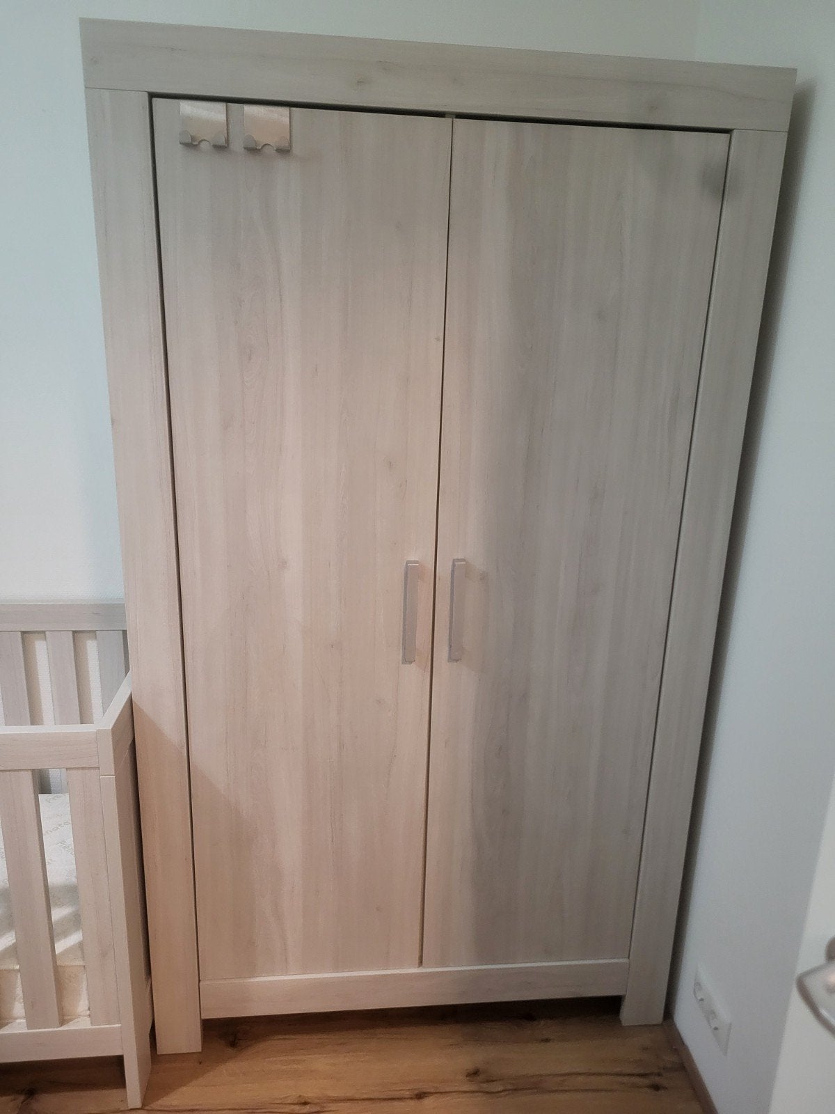 Complete babykamer: ledikant, commode en kledingkast, Ophalen, Gebruikt, Jongetje of Meisje