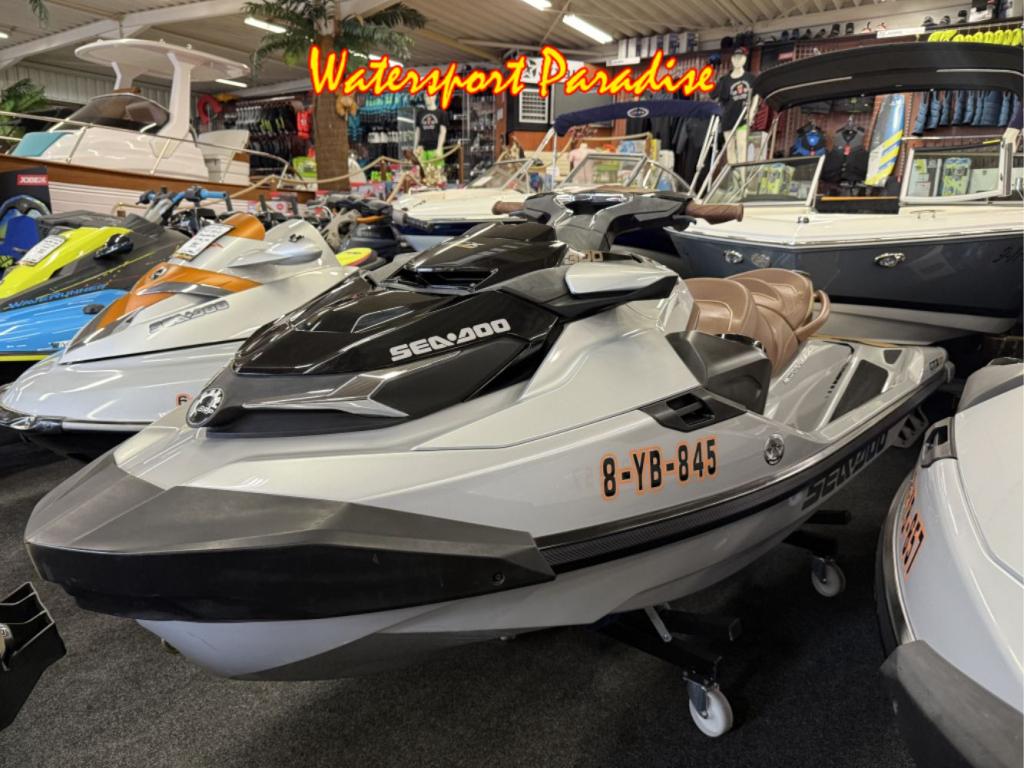 Sea-Doo GTX 300 LTD (bj 2019), Watersport en Boten, Gebruikt, Overige brandstoffen, 200 pk of meer