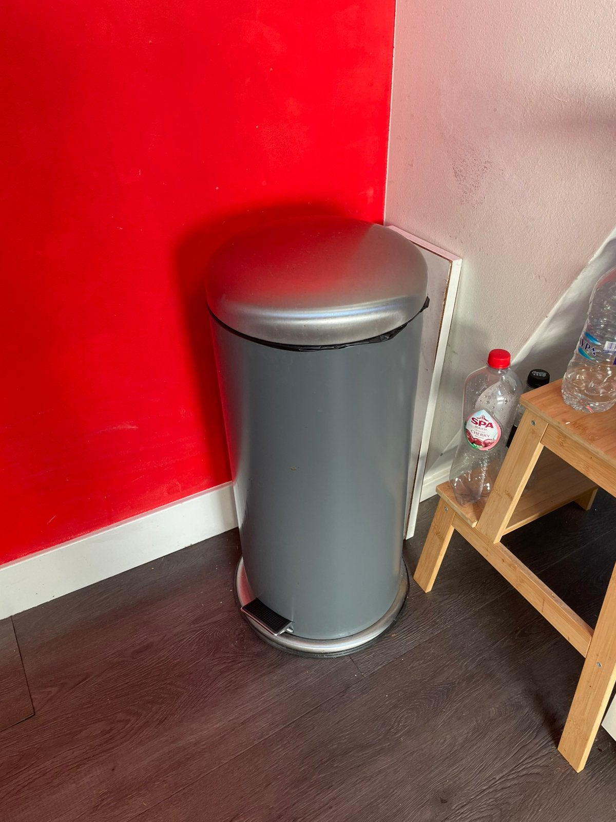 Ikea bin, Ophalen, Met pedaal, 40 liter of meer, Zo goed als nieuw