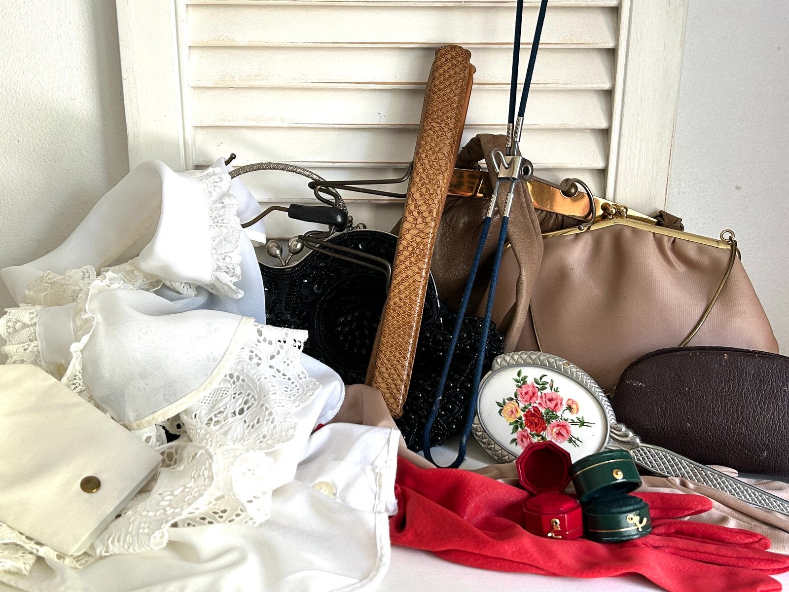 Vintage accessoires decoratie handtas ringendoosjes kragen, Ophalen, Dames
