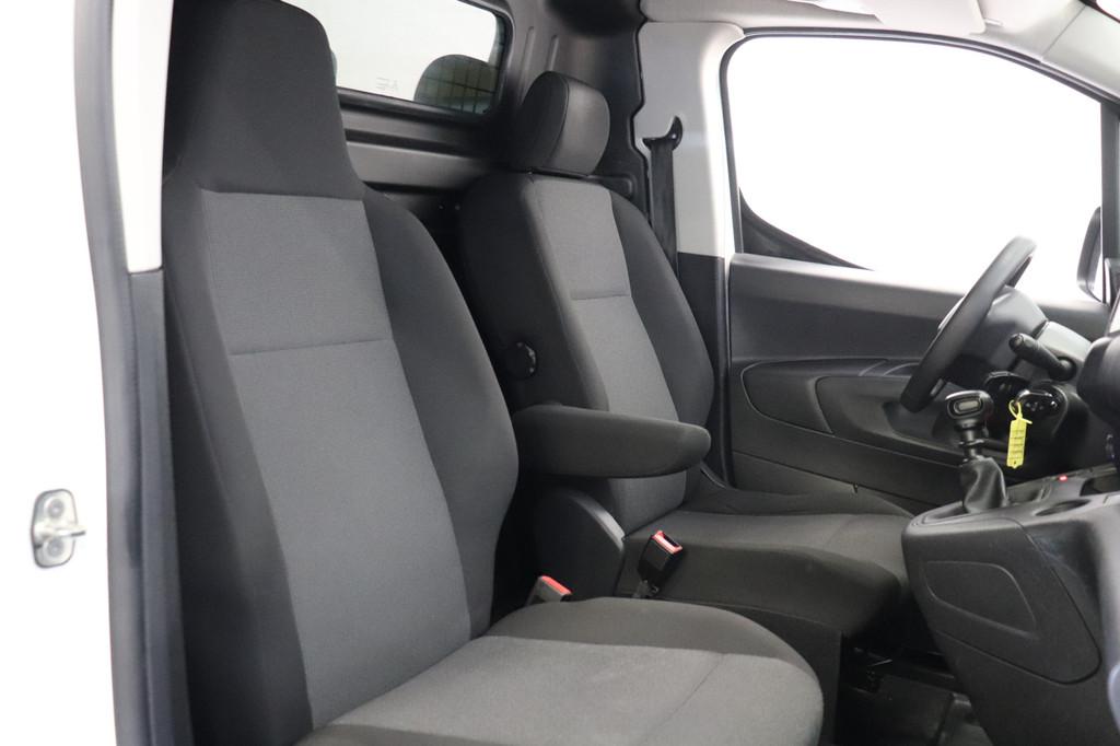 Peugeot Partner 1.2 110PK Benzine - Airco - Navi - Cruise -, Voorwielaandrijving, Stof, Gebruikt, 1199 cc