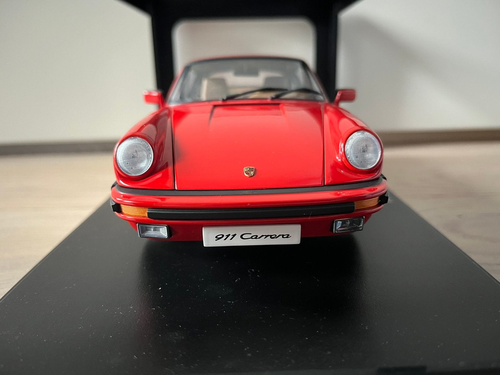 Porsche 911 (930) Carrera 3.2 1988 rood #78013 Autoart 1:18, Ophalen of Verzenden, Zo goed als nieuw, Auto, Autoart