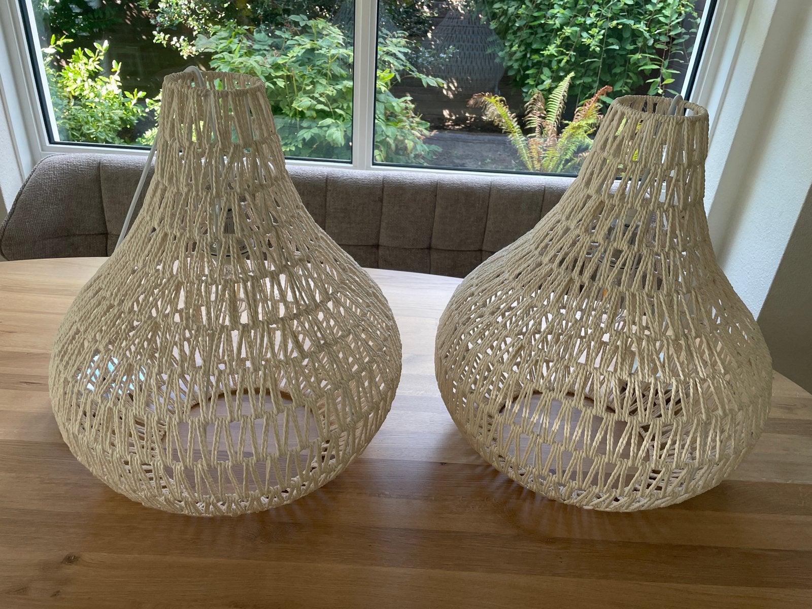 2x Zuiver hanglampen, macramé, E27 fitting, Ophalen of Verzenden, Gebruikt, Textiel, E27 (groot)