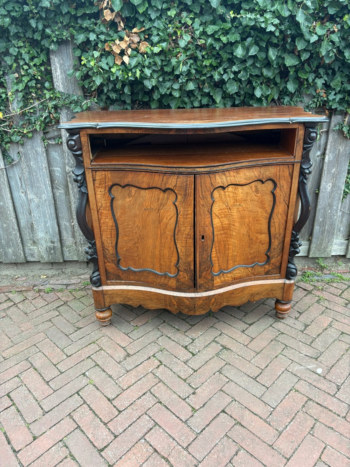 Antiek dressoir/kastje - Opknapper, Ophalen of Verzenden