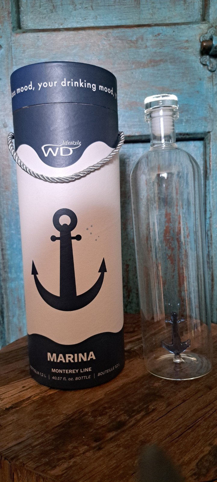 Nieuwe Glazen waterfles met anker  Marina Monterey Line, Huis en Inrichting, Nieuw, Ophalen of Verzenden, Meerkleurig, Glas