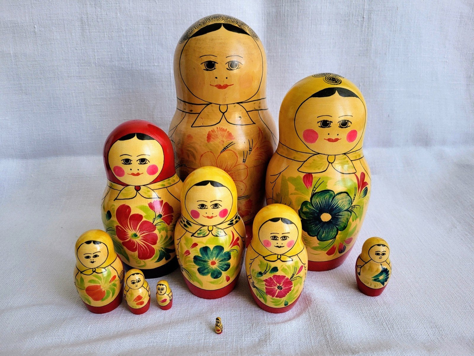 Een grote vintage matroesjka 10  delen, Ophalen of Verzenden, Gebruikt
