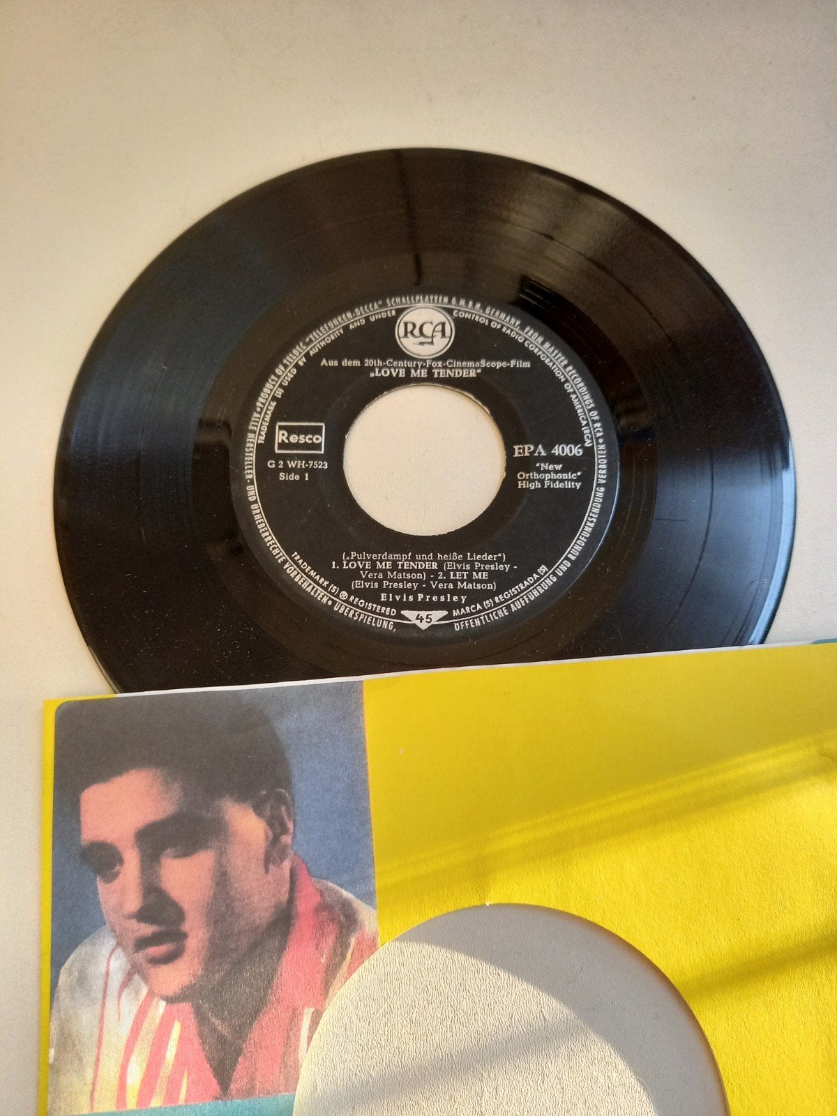 Elvis Presley epa 4006 - We're gonne move / Love me tender, Cd's en Dvd's, Vinyl Singles, Ophalen of Verzenden, Zo goed als nieuw