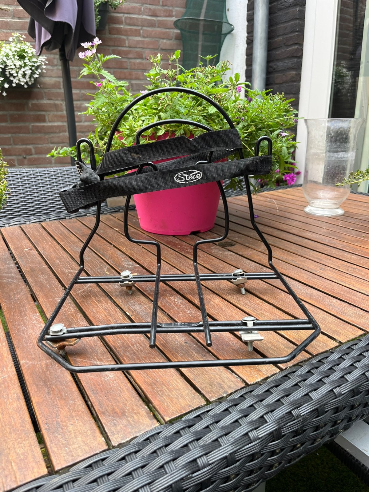 Steco tassendrager, Ophalen, Zo goed als nieuw