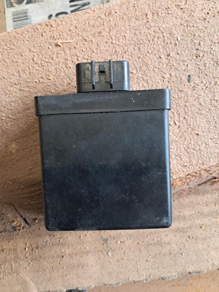 Te koop orginele cdi Rieju mrt 50 gebruikt 8 pins am6, Fietsen en Brommers, Ophalen of Verzenden, Gebruikt, Overige typen