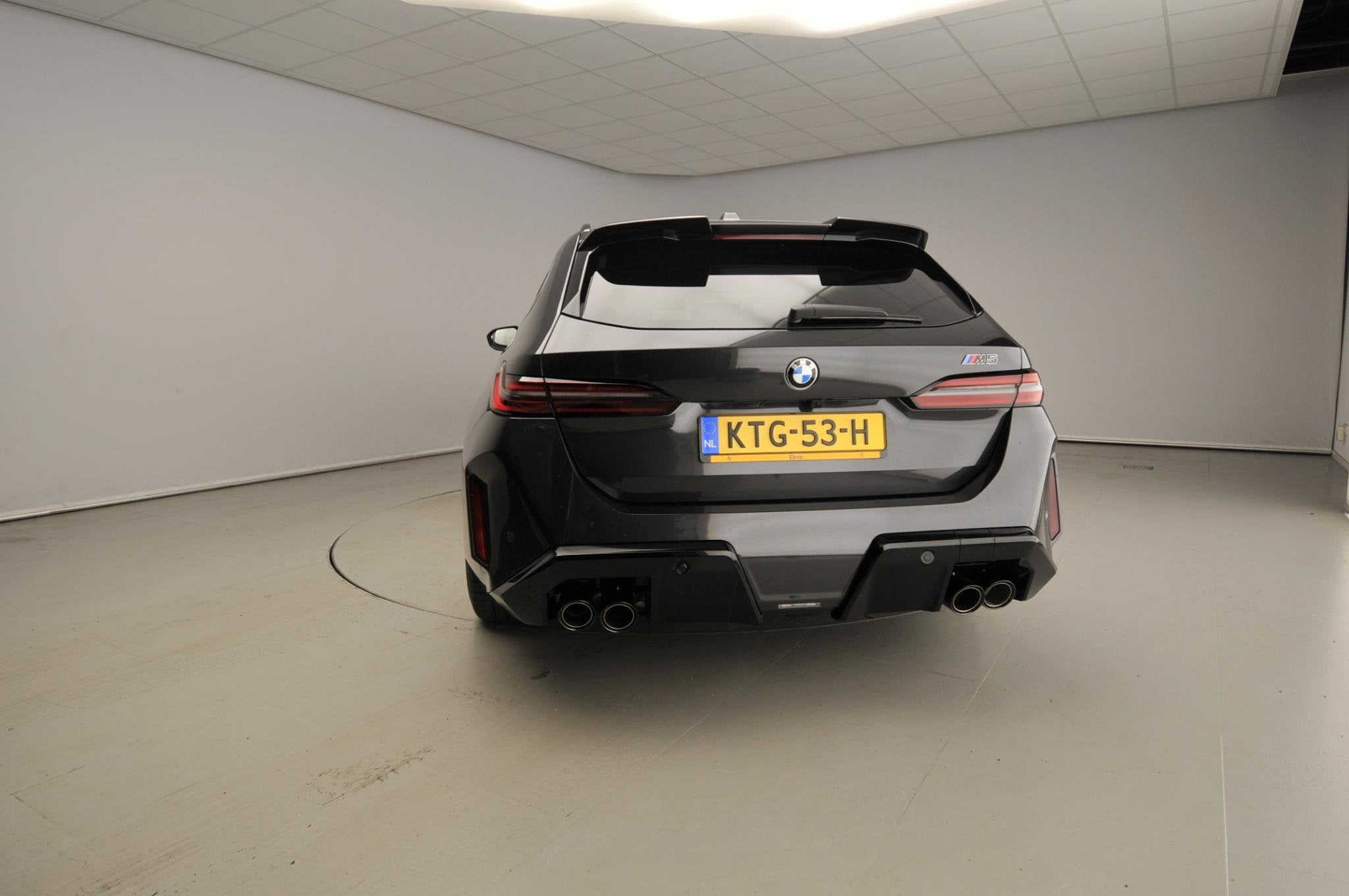 BMW M5 Touring Panoramadak / Trekhaak / Bowers & Wilkins / D, Automaat, Gebruikt, 4395 cc, 135 min