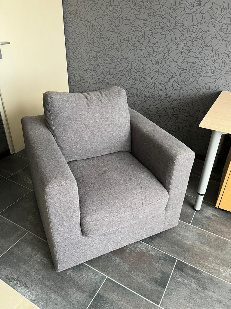 Comfortabele grijze zitstoel - Ideaal voor elke woonkamer, Ophalen, Gebruikt, Modern, Tijdloos, Eén