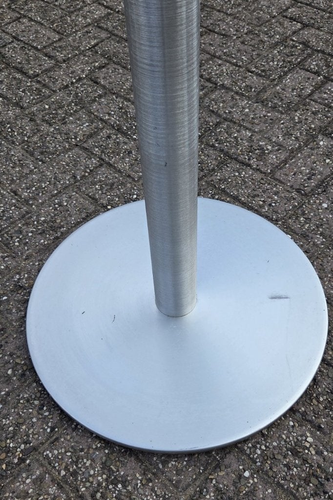 4 x onderstel voor terrastafel horecatafel rond aluminium, Ophalen, Gebruikt