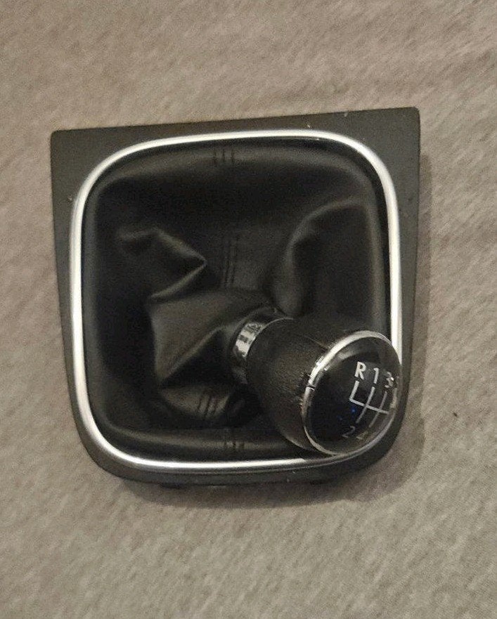 VW Golf 5 Schakelpook Knop + Hoes 6 Versnellingen, Ophalen, Gebruikt, Volkswagen