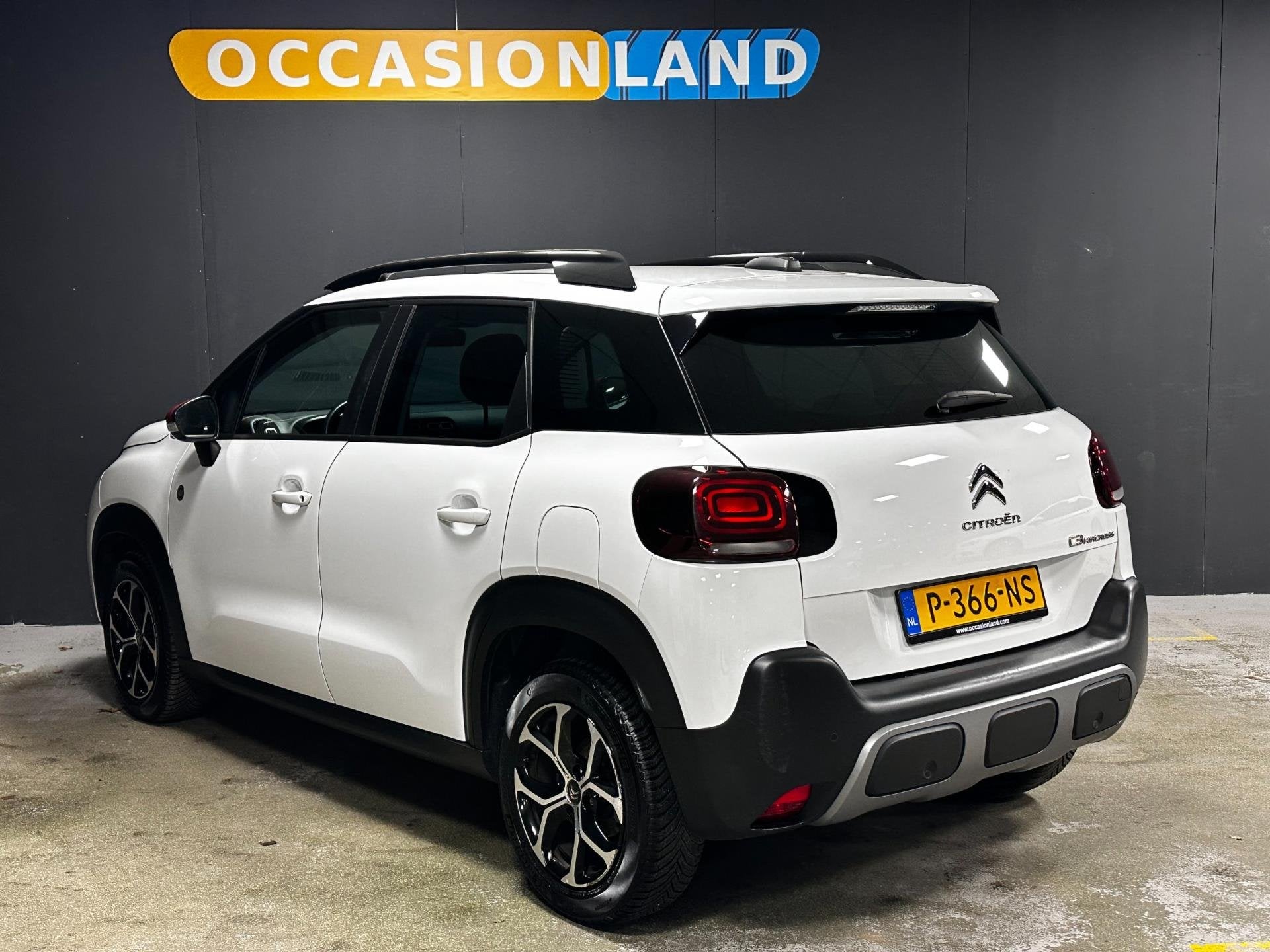 Citroen C3 Aircross 1.2 PureTech S&S C-Series|CRUISE|CARPLAY, Auto's, Gebruikt, 1199 cc, Automatische klimaatregeling, Wit