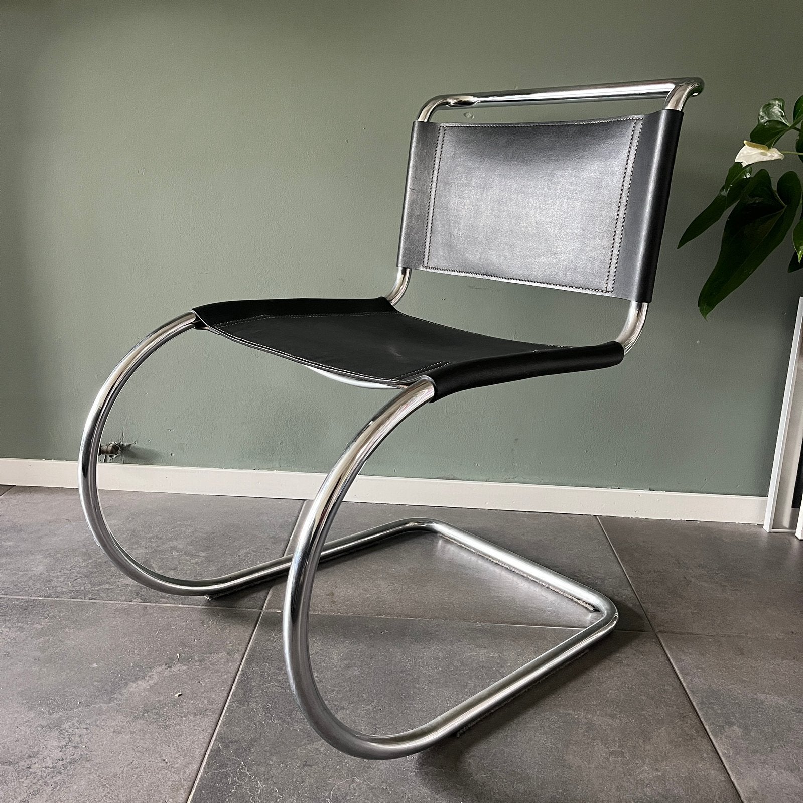 Thonet MR10 door Mies van der Rohe jaren 60 70, Ophalen, Bauhaus, Mies van der Rohe, Zwart