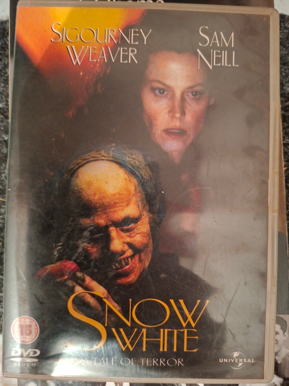 Snow White: A Tale of Terror DVD - Sigourney Weaver, Vanaf 16 jaar, Ophalen of Verzenden, Gebruikt, Psychologische thriller
