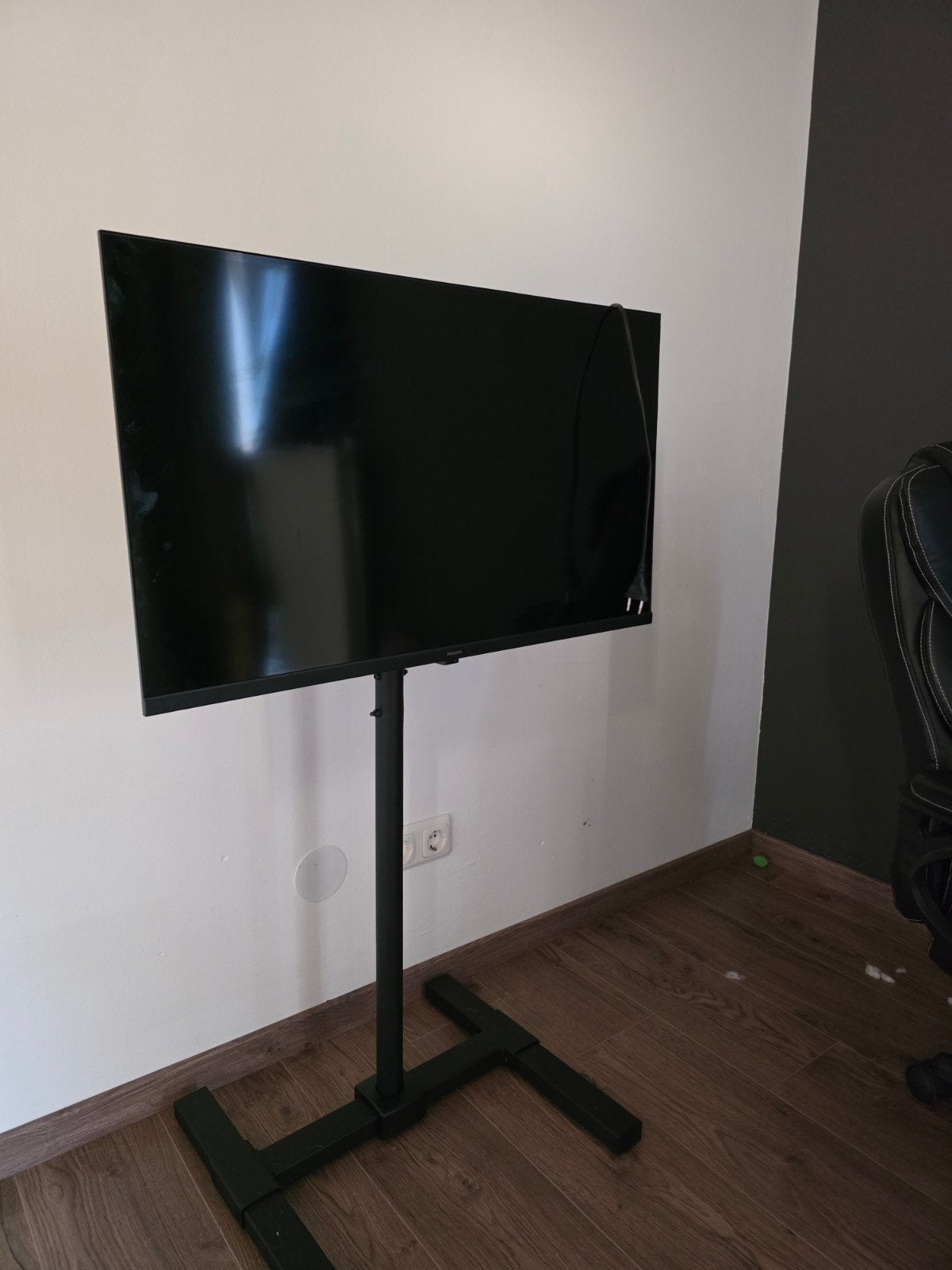 Philips 32 inch Smart TV met standaard en afstandsbediening., Ophalen, Philips, LED, 50 Hz