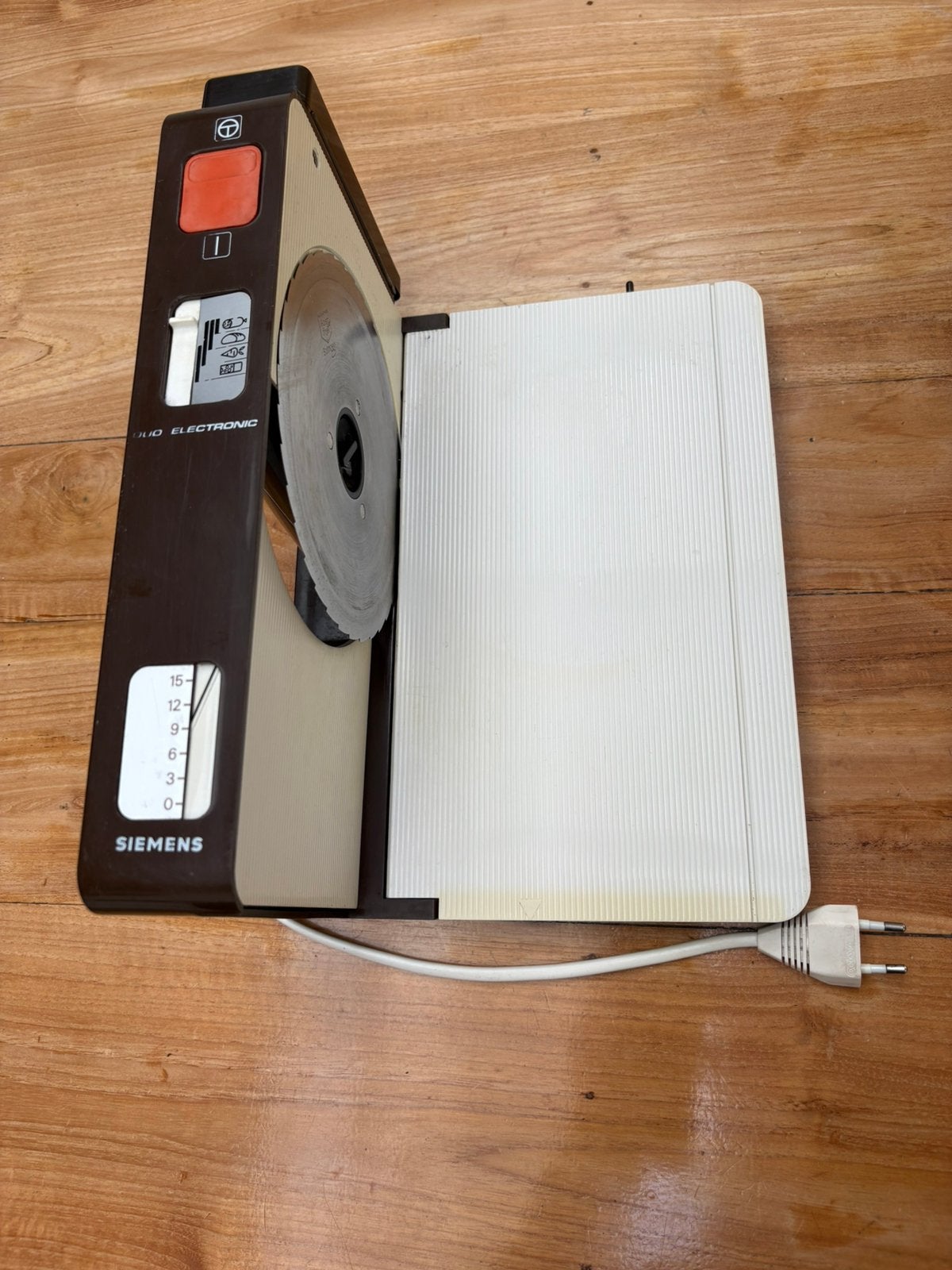 Vintage broodsnijmachine Simens elektrisch, Ophalen of Verzenden, Gebruikt