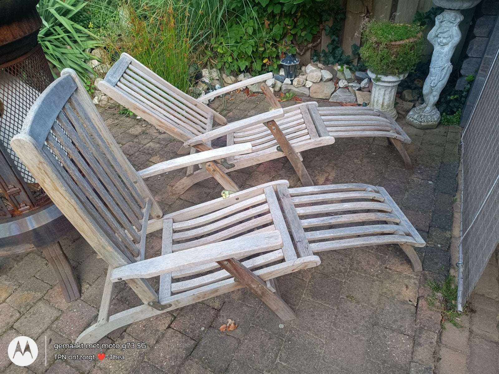Twee gebruikte houten ligstoelen voor de tuin, Ophalen, Gebruikt, Hout
