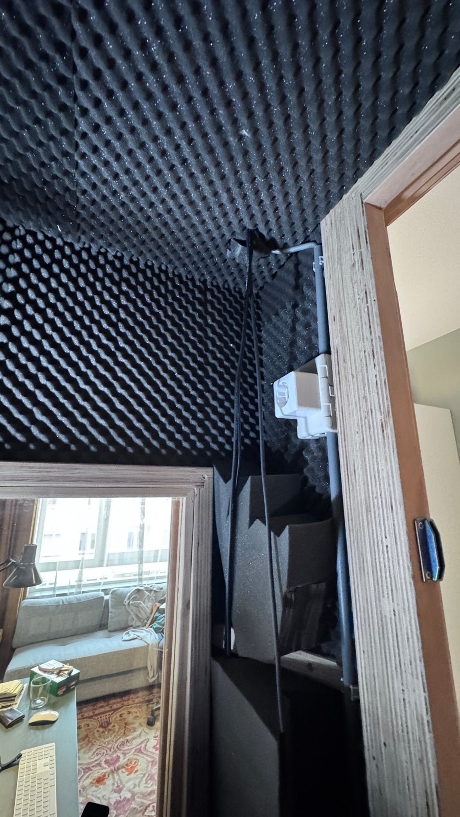 Foto 11 van Geluidsdichte opnamecel / vocal booth