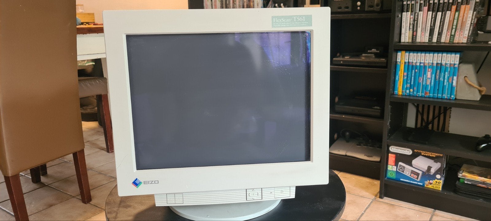 EIZO FlexScan T561 CRT Monitor - Perfect voor Retro Gaming, Gebruikt, Minder dan 1 ms, Overige typen, VGA