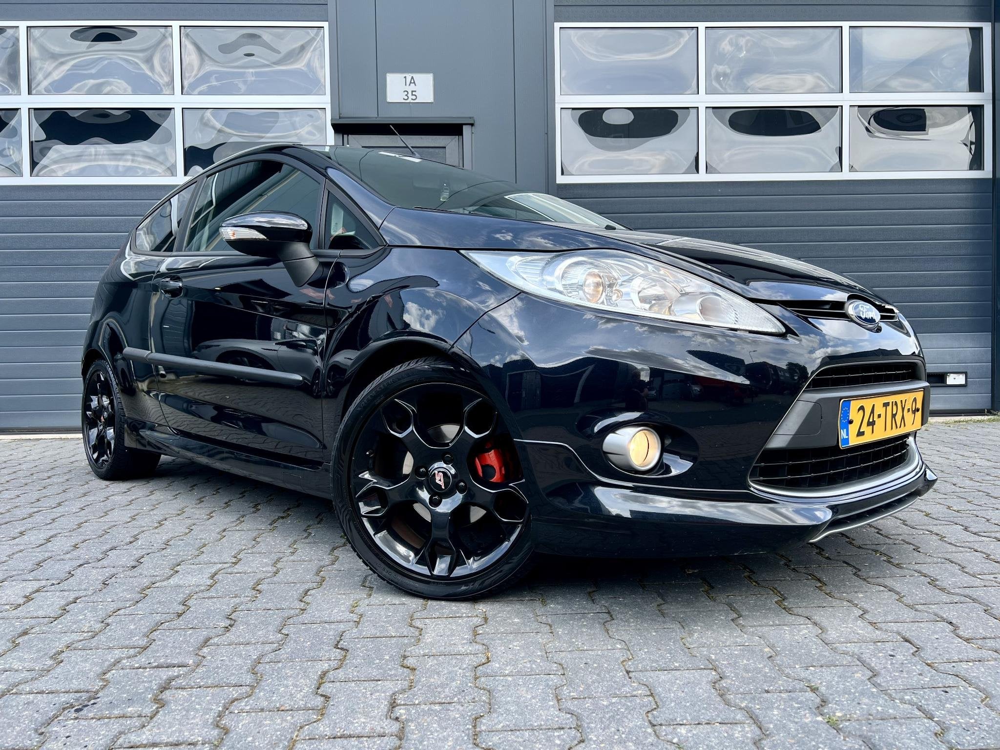 Ford Fiesta 1.6 Metal *ST-LINE*135PK*CAMERA*CARPLAY*ECC*BLAC, Auto's, 135 pk, Gebruikt, 31 €/maand, 4 cilinders