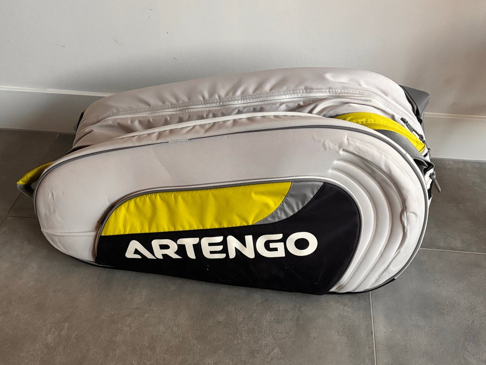 Artengo Tennistas met Koelvak, Ophalen of Verzenden, Gebruikt, Tas, Overige merken