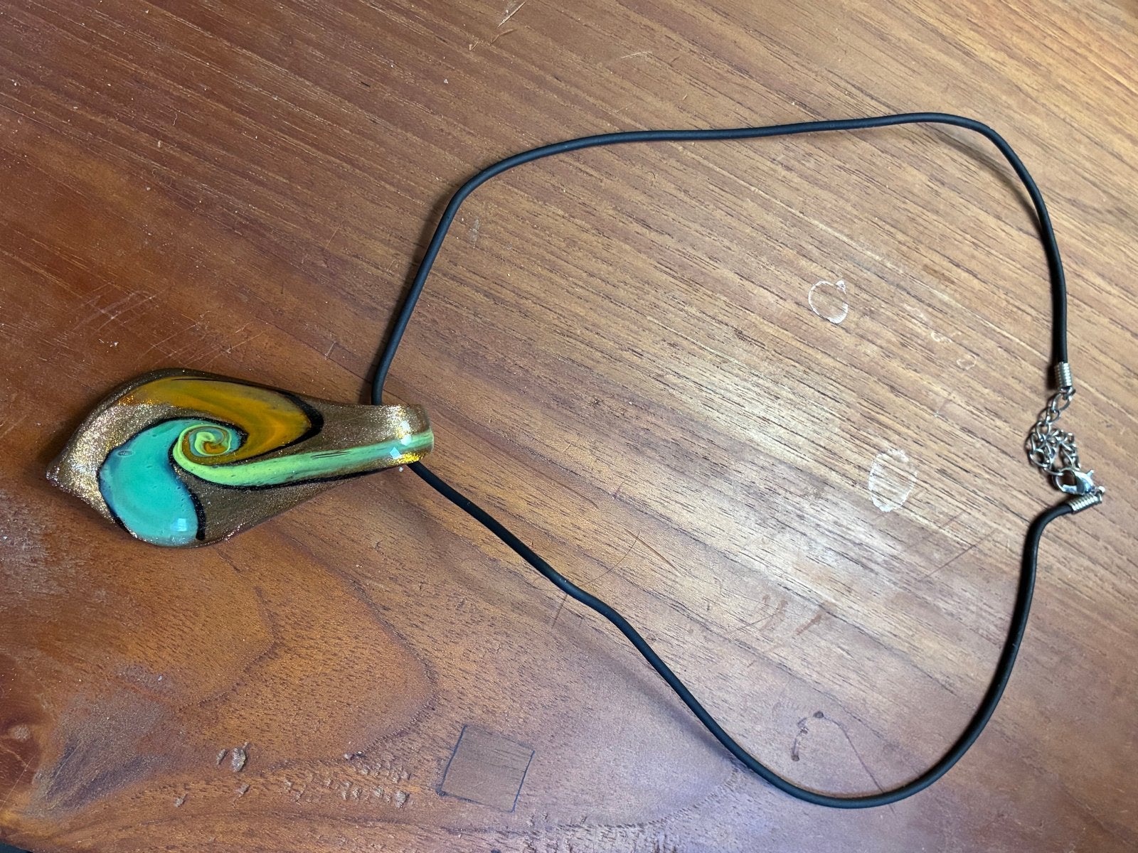 Murano glazen hanger ketting met spiraal design, Overige kleuren, Ophalen of Verzenden, Zo goed als nieuw, Overige materialen