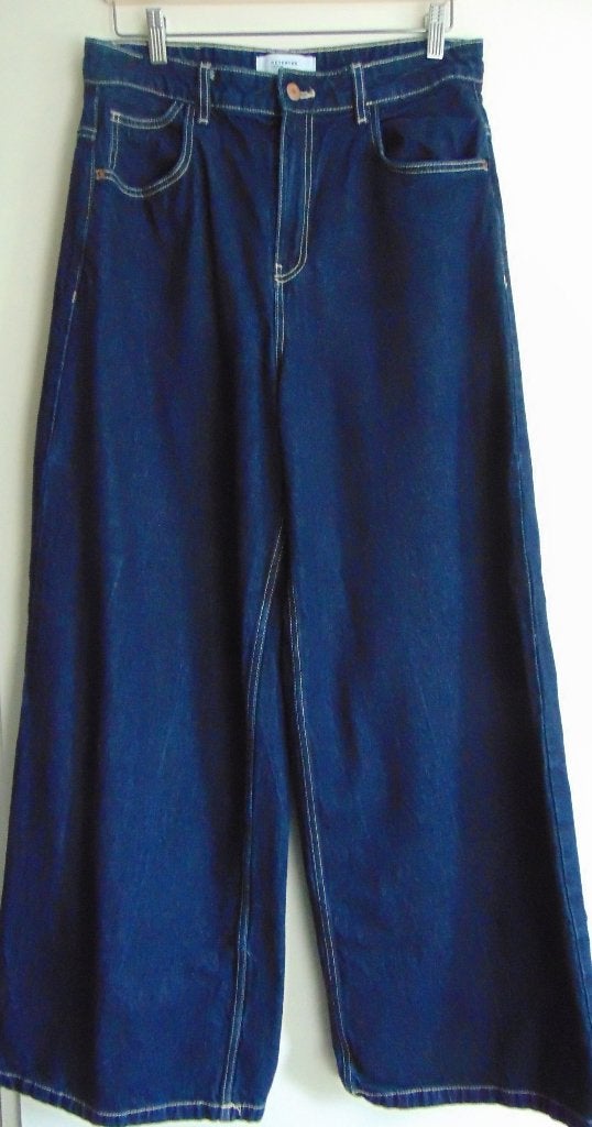 Mooie Jeans van Reserved mt 42, Blauw, Ophalen of Verzenden, Zo goed als nieuw, W33 - W36 (confectie 42/44)