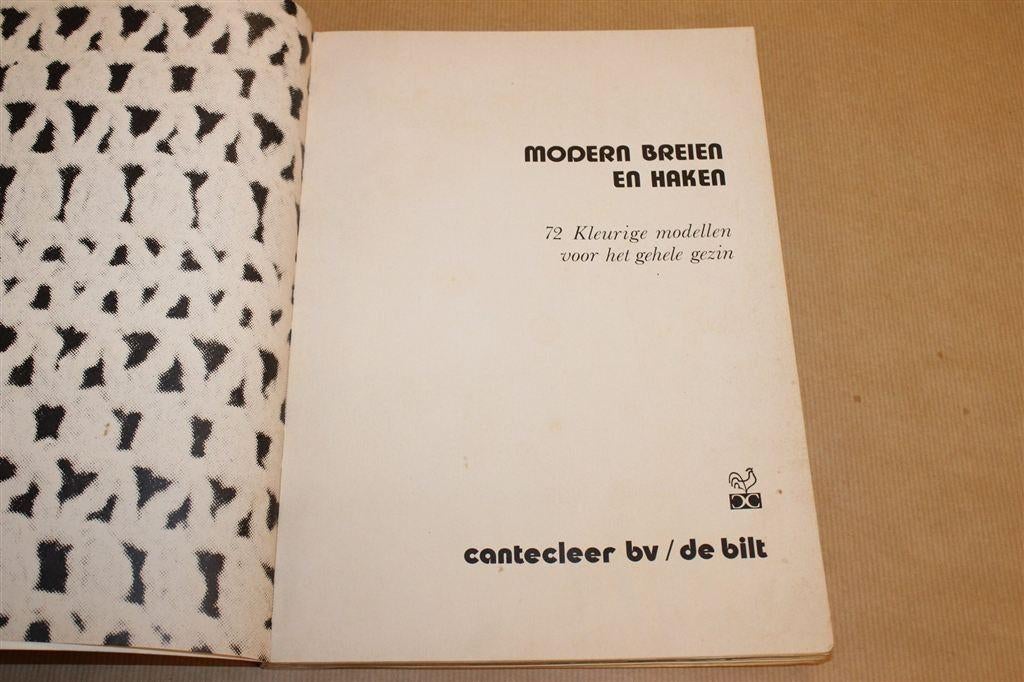 Modern Breien & Haken — Vintage Handwerkboek 1973, Ophalen of Verzenden, Gelezen, Breien en Haken
