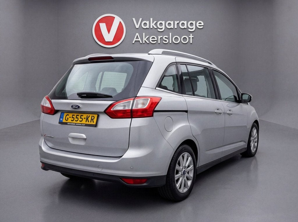 Ford Grand C-Max 1.5 Titanium / Parkeersensoren / Stoelverwa, Auto's, Ford, 150 pk, Bedrijf, 750 kg, 1300 kg