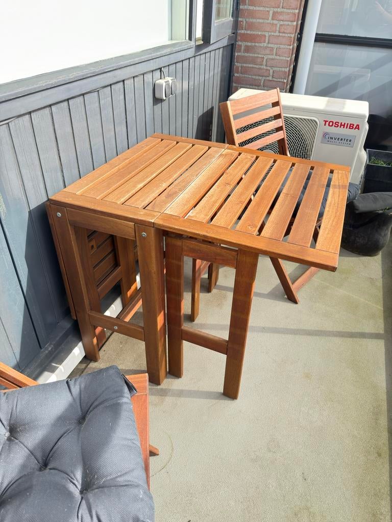 Balkontafel set met 2 inklapbare stoelen en beschermhoes, Gebruikt, Eettafel, Tuinset, Hout
