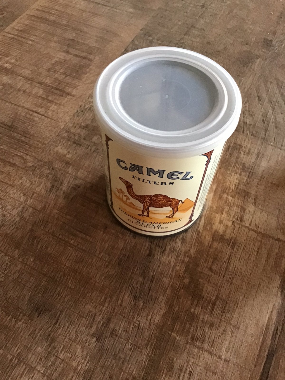 Vintage Camel sigarettenblikje, Verzamelen, Rookartikelen, Aanstekers en Luciferdoosjes, Ophalen of Verzenden, Zo goed als nieuw