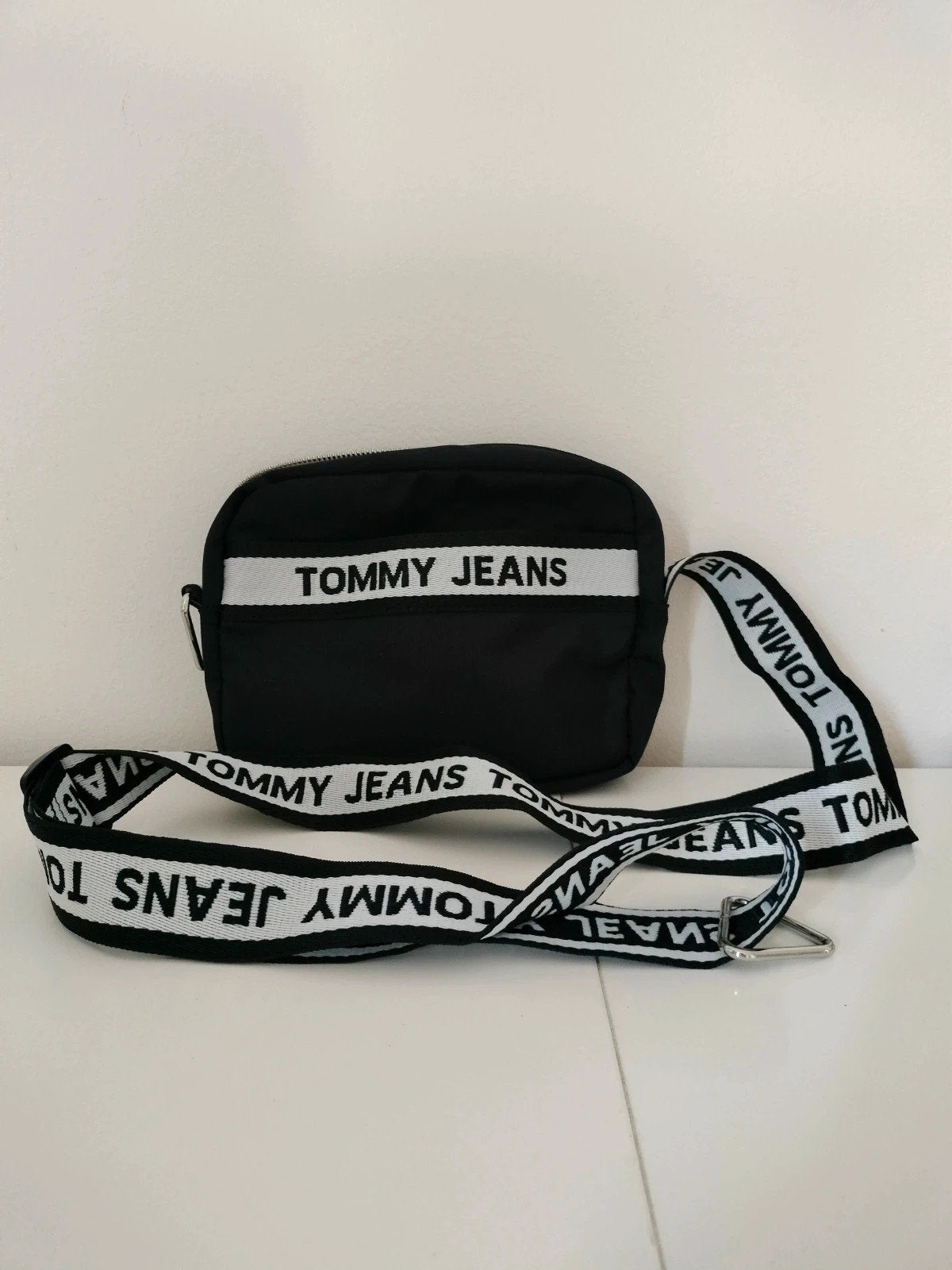Tommy Hilfiger tas Nieuw, Ophalen, 30 cm of meer, Zwart, Nieuw
