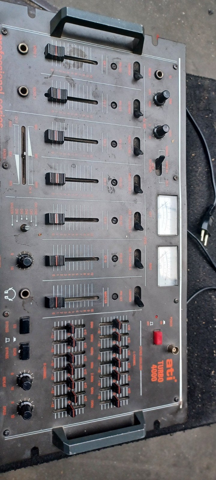 Vintage ATI Turbo 4000 Mengpaneel - Professional Series, Ophalen, Gebruikt, 5 tot 10 kanalen, Microfooningang