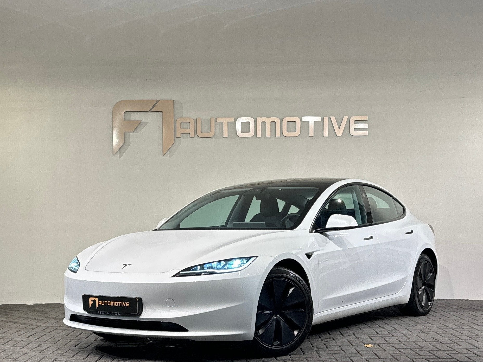 Tesla MODEL 3 RWD 60 kWh 94% Pano|Self-Drive|Stoelventilatie, Auto's, Automaat, 513 km, Achterwielaandrijving, 1736 kg