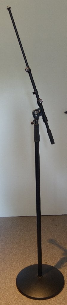 3x Microfoonstatief K&M 26145 met ronde voet, Muziek en Instrumenten, Ophalen, Zo goed als nieuw, Microfoon