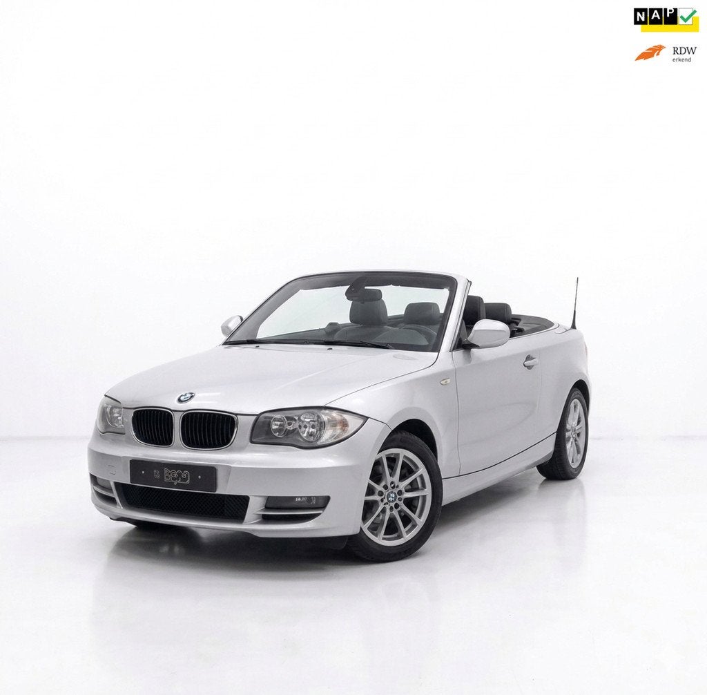 BMW 1-serie Cabrio 118i Executive AUTOMAAT LEDER CLIMA NAP N, Auto's, Cabriolet, 4 stoelen, Origineel Nederlands, 1405 kg
