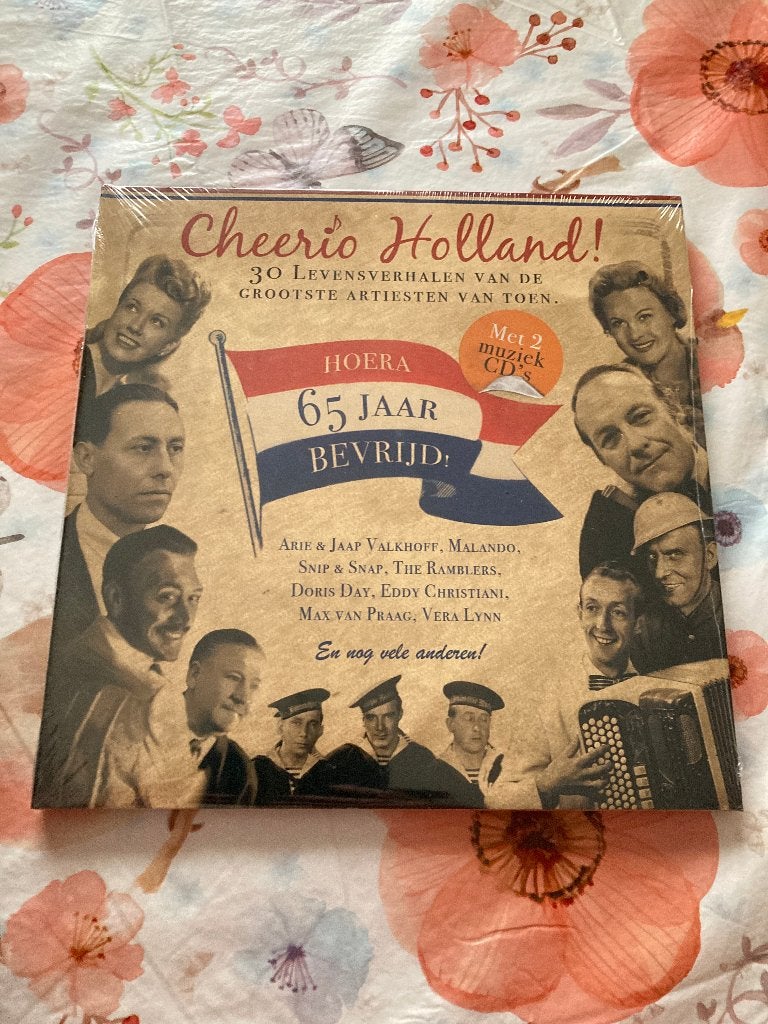 Cheerio Holland Levensverhalen van de gr. artiesten + 2 CD's, Ophalen of Verzenden, Cd of Plaat