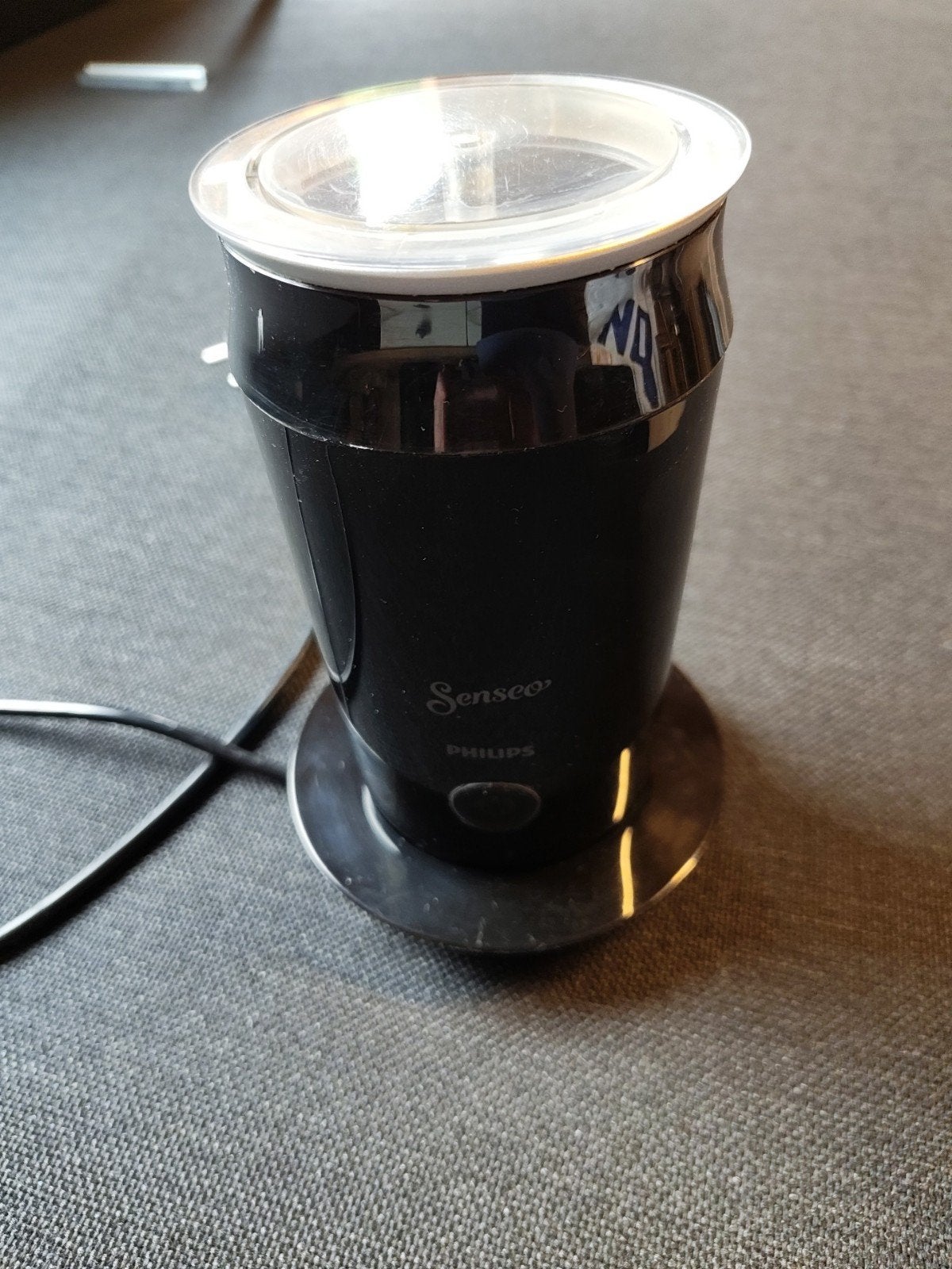 Philips Senseo Melkopschuimer - Zwart, Ophalen of Verzenden, Gebruikt, Elektrische melkopschuimer