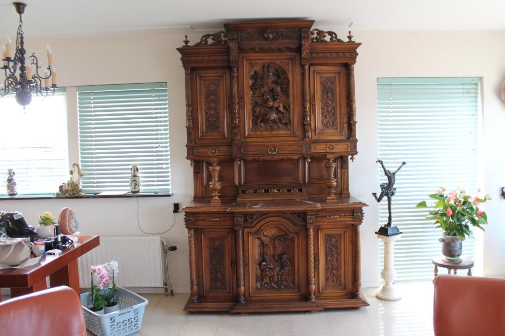 antiek dressoir / buffetkast met marmeren blad, Ophalen