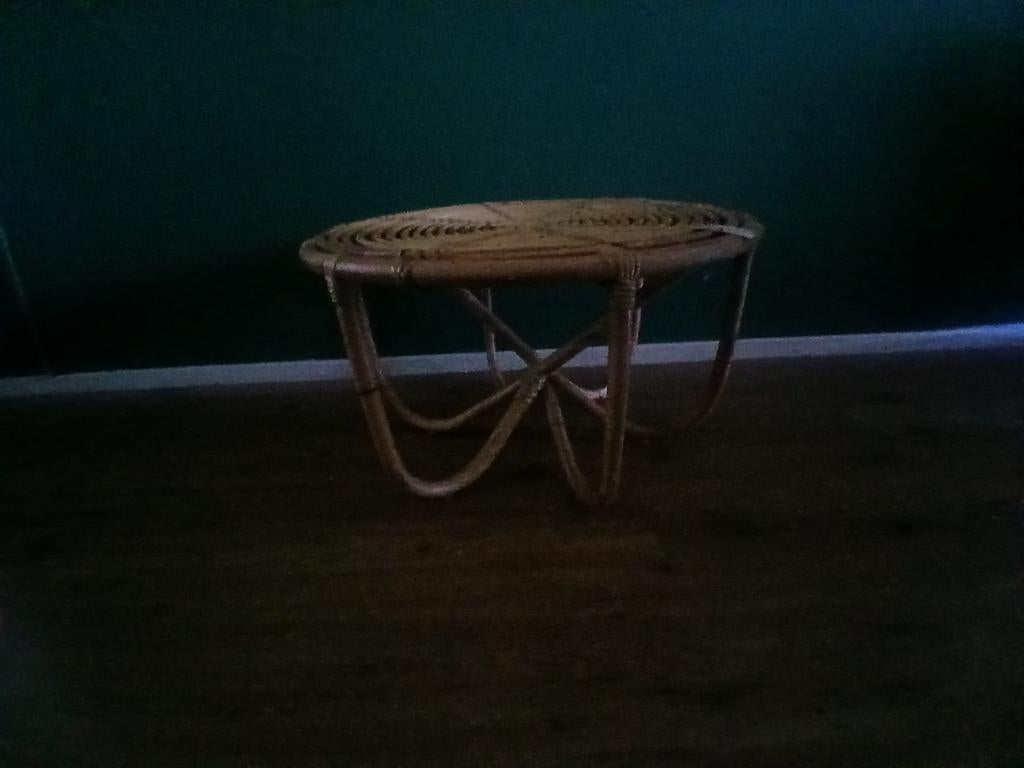 Rotan bijzettafel, vintage stijl, Huis en Inrichting, Tafels | Bijzettafels, Gebruikt, Overige materialen, Minder dan 45 cm, Vintage