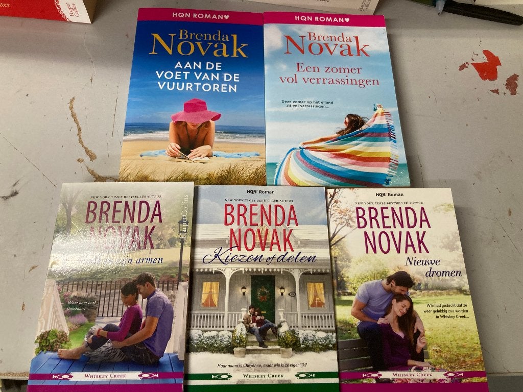 T.K. nog 5 boeken van Brenda Novak Zie actuele lijst, Ophalen of Verzenden, Zo goed als nieuw, Brenda Novak, Wereld overig