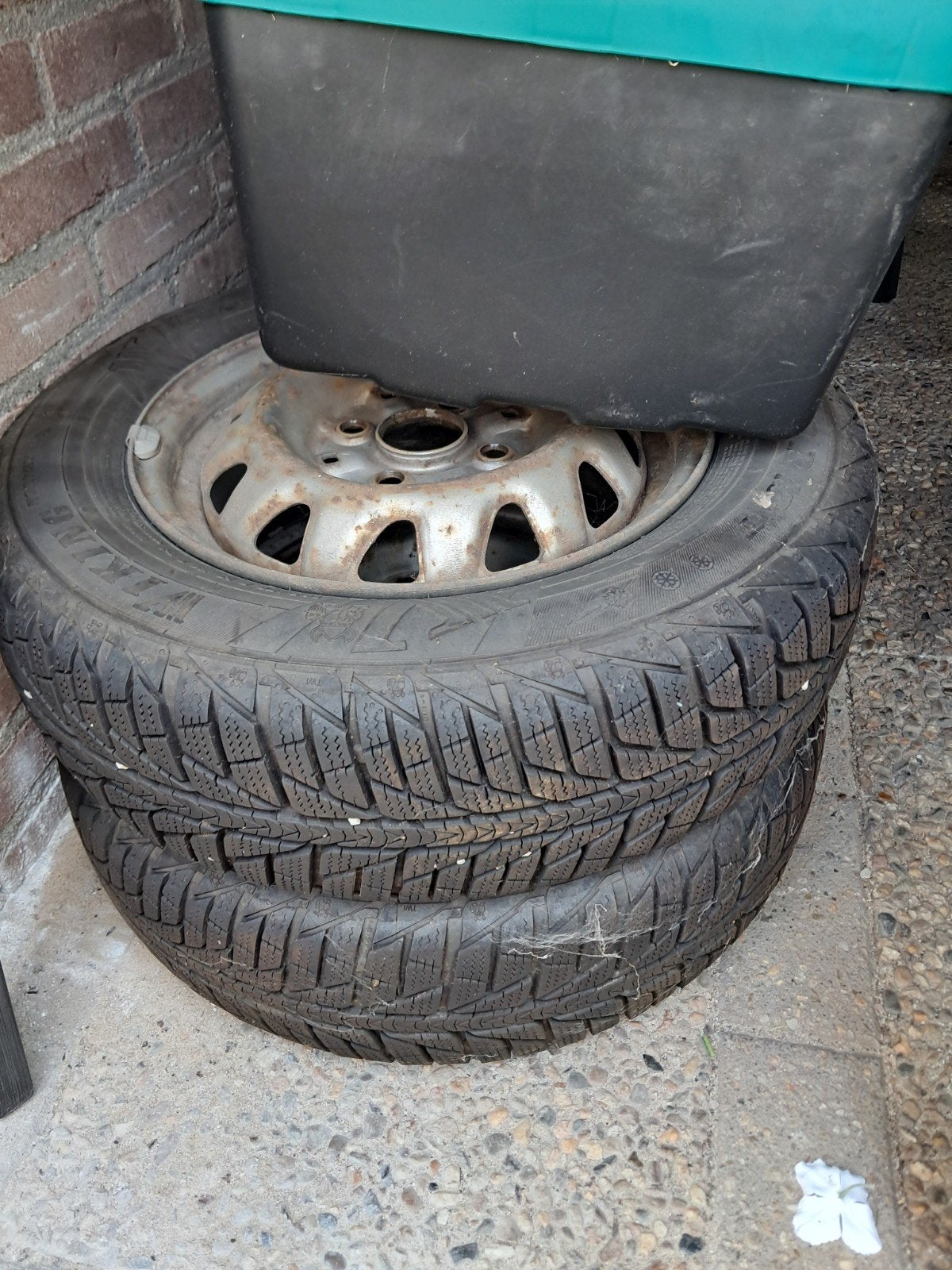 Starlet winterbanden 4 stuks, Ophalen, Gebruikt, 13 inch, Banden en Velgen
