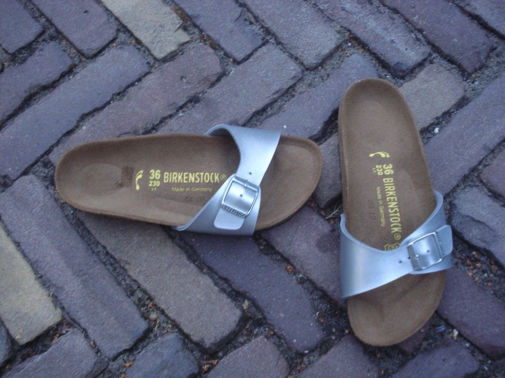 BIRKENSTOCK MADRID ZILVER 36 NIEUW GRATIS VERZENDING POST, Slippers, Overige kleuren, Verzenden, Nieuw