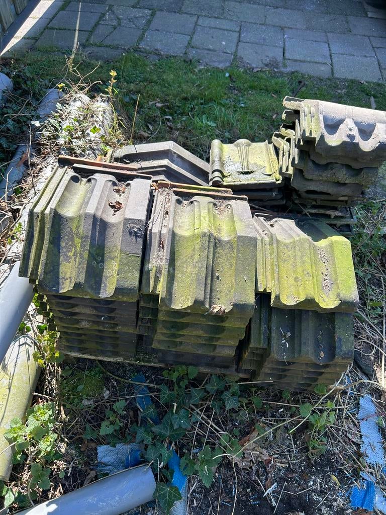 Mulden knikpannen 30 stuks, Doe-het-zelf en Verbouw, Gebruikt, Steen of Klei, Ophalen of Verzenden, Minder dan 5 m²
