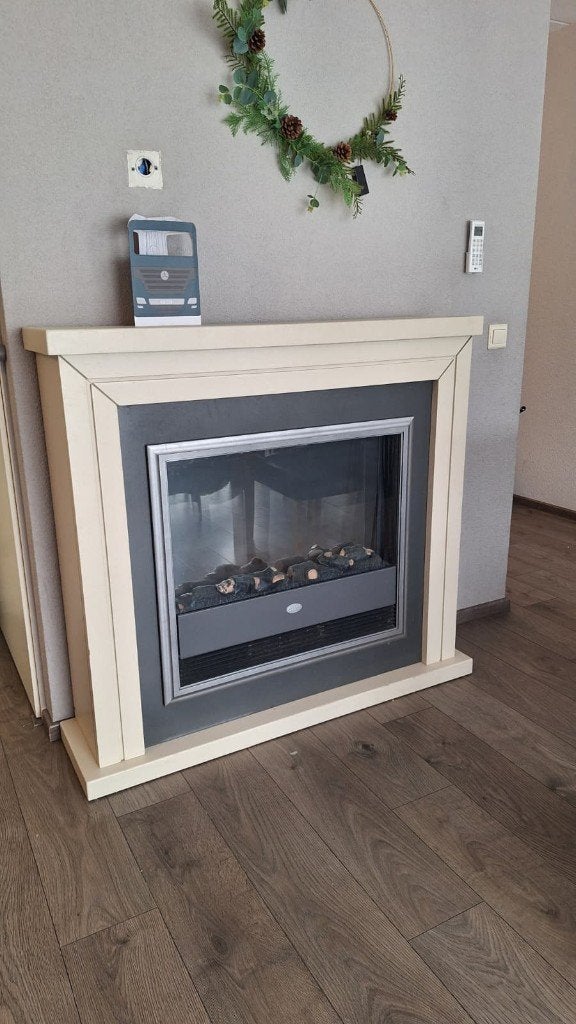 electric fireplace, Huis en Inrichting, Haarden, Ophalen, Zo goed als nieuw, Vrijstaande haard, Elektrische haard